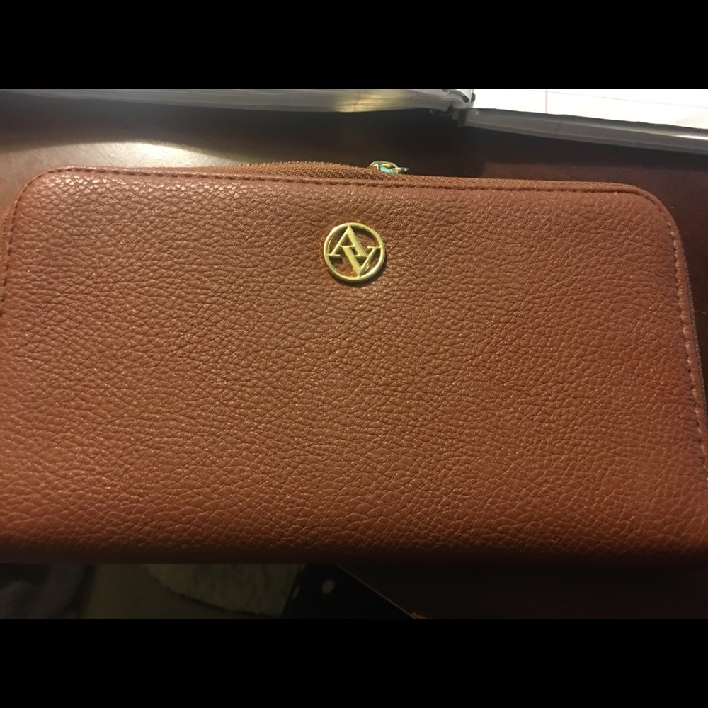 Adrienne Vittadini Wallet